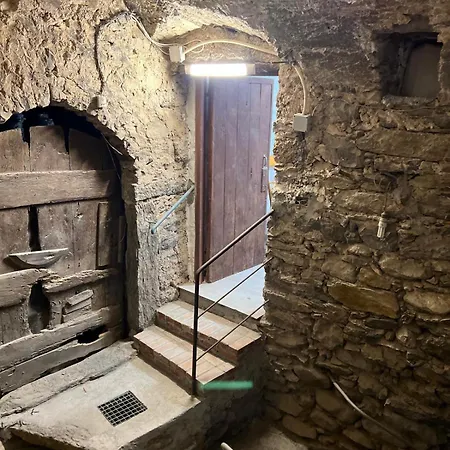 בית נופש Niu Barbaira Rocchetta Nervina