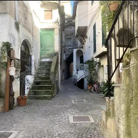 Niu Barbaira * Rocchetta Nervina