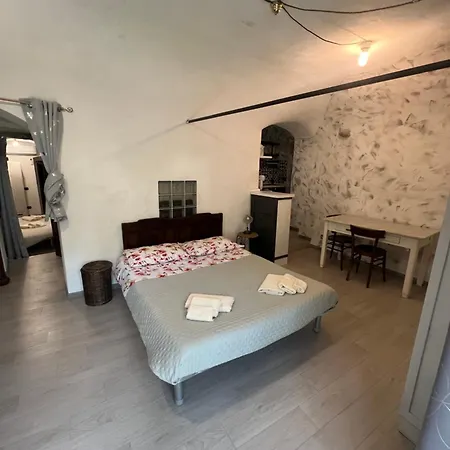 Niu Barbaira * Rocchetta Nervina